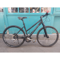 CUBE Cross Trekking